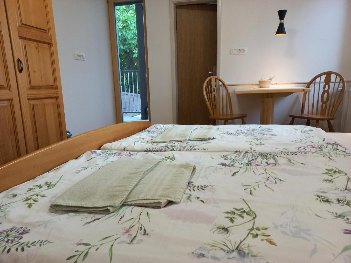 Sobe Levc Bed and Breakfast Mozirje Exteriör bild